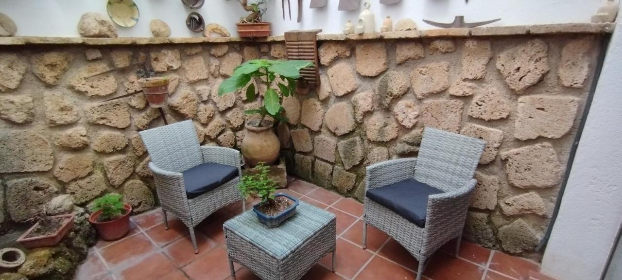 La Casa De La Abuela Pension Cazorla Buitenkant foto
